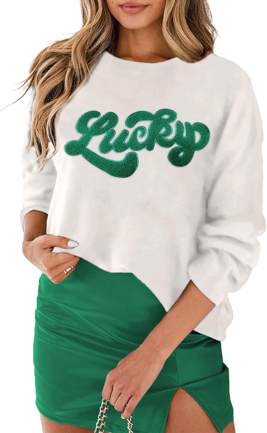 MARZXIN Women 2025 Casual Holiday Sweaters Long Sleeve Round Neck Valentine Sweater Tops Merry Christmas Sweaters