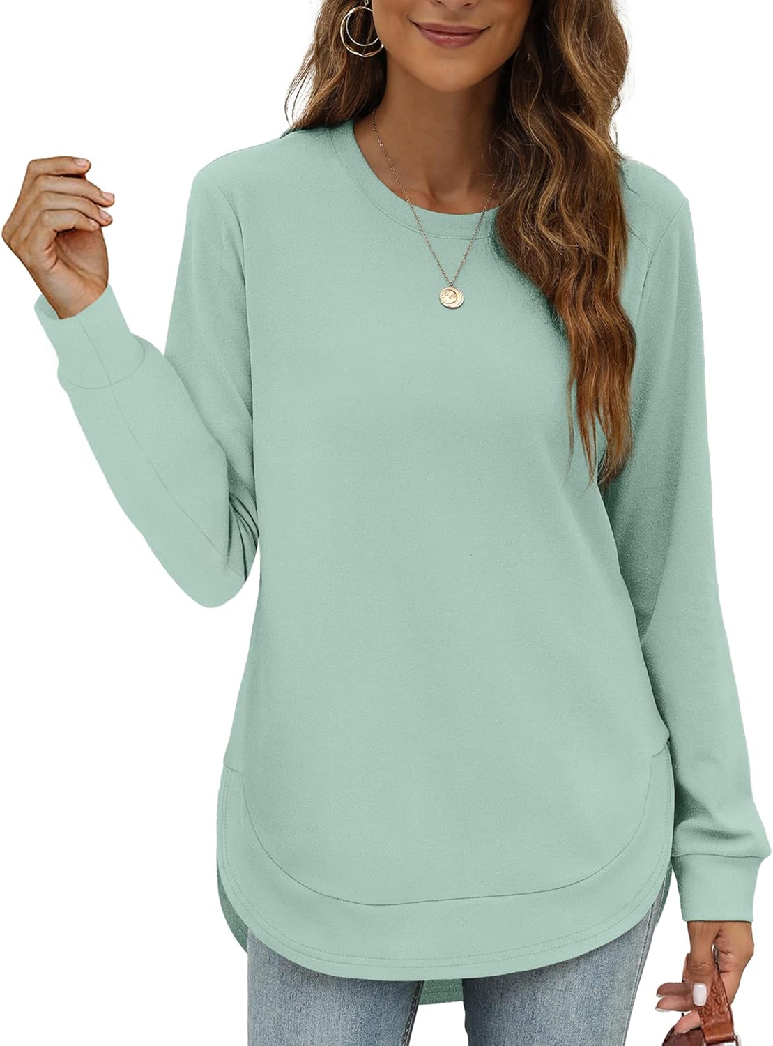 OFEEFAN Womens Sweatshirt Crewneck Long Sleeve Shirts High Low Tops Curved Hem