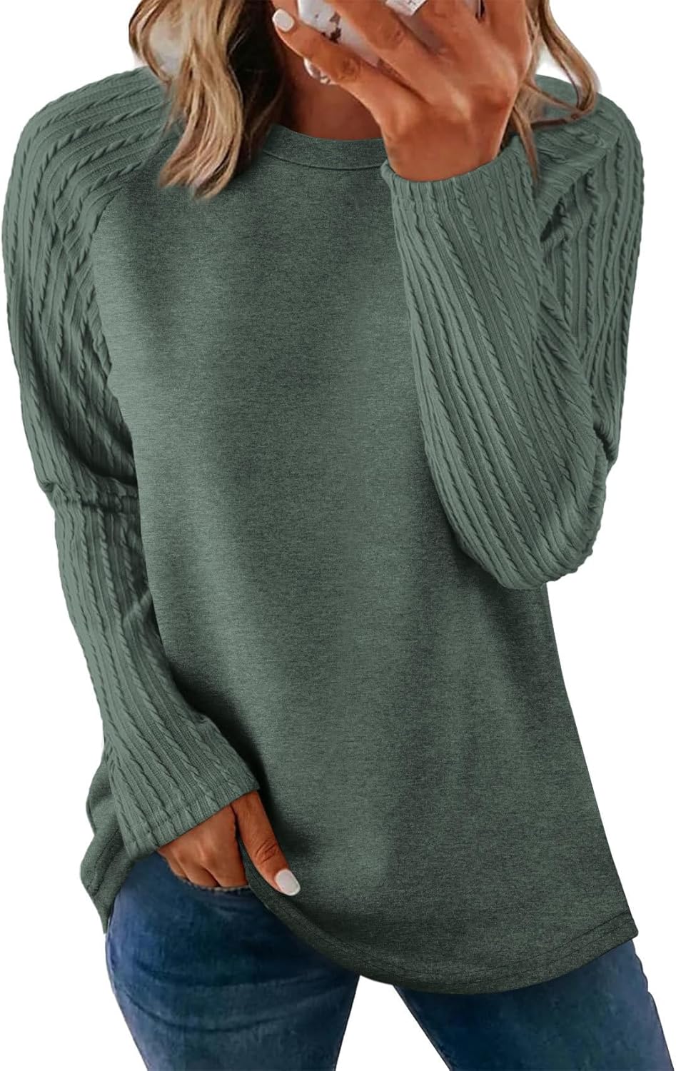 OFEEFAN Long Sleeve Shirts for Womens Fall Fashion 2025 Crewneck Oversized Sweatshirt Tunic Tops to Wear with Leggings